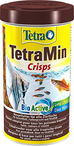 TetraMin Crisps Hauptfutter für alle tropischen Zierfische mit hohem Nährwert und minimaler Wasserbelastung, 500 ml